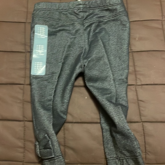 NWT Gap baby jeggings - Picture 2 of 3